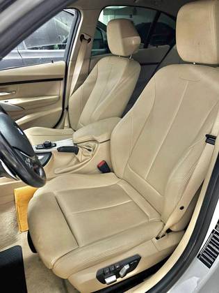 BMW 320i 2.0 SPORT 16V TURBO ACTIVE FLEX 4P AUTOMÁTICO
